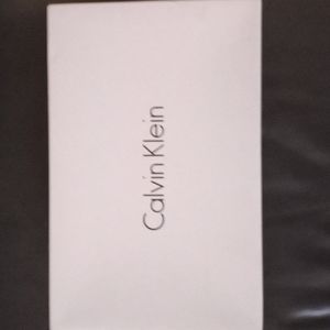 Woman low heel shoes